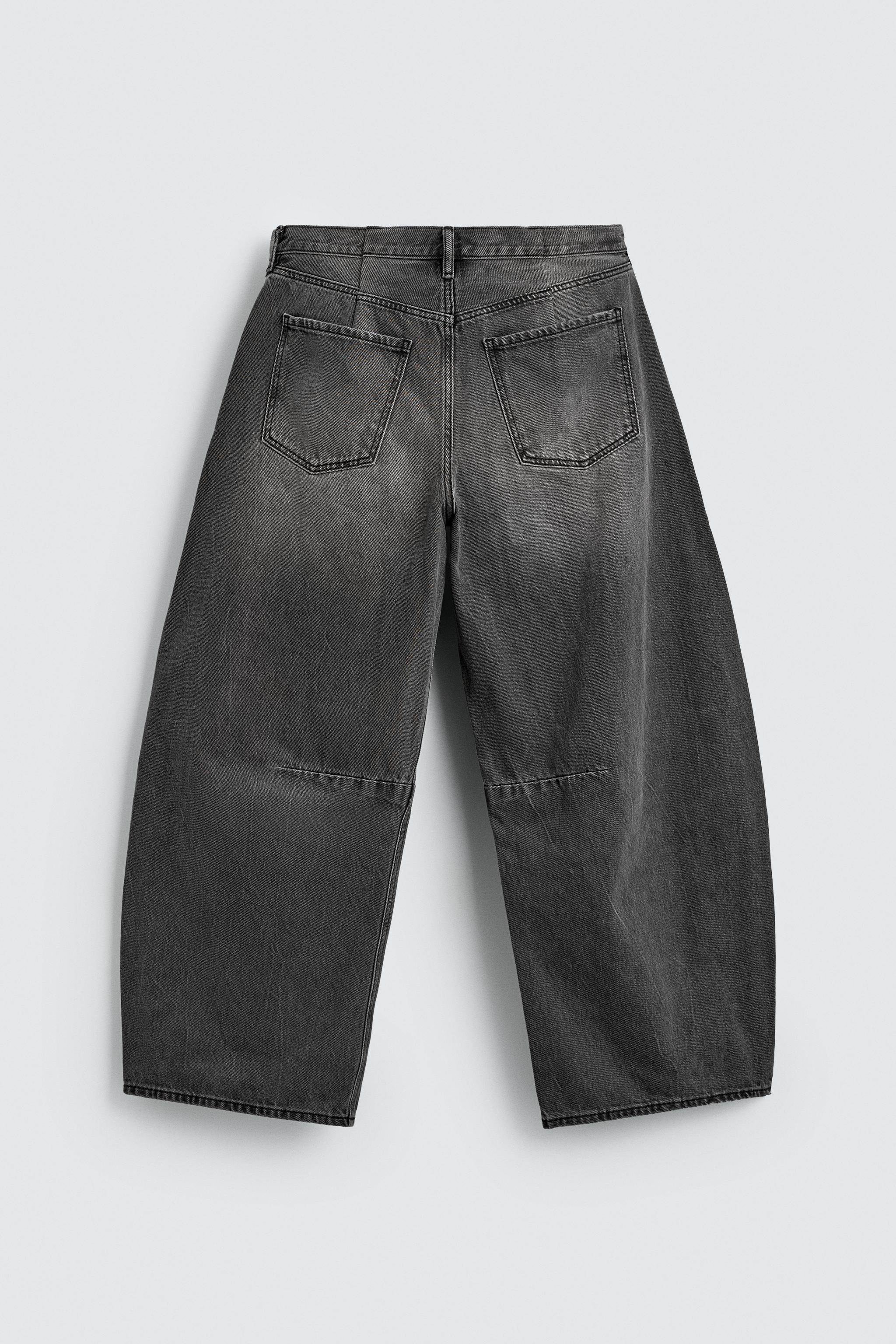 RELAXED BARREL FIT JEANS WITH DARTS